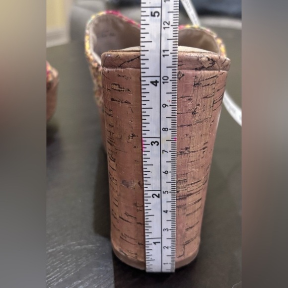 BC Born in California Multi Colored Wedges Sandals Shoes Size 9 - Picture 9 of 10